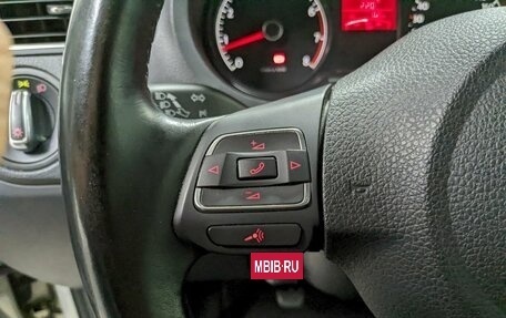 Volkswagen Polo VI (EU Market), 2014 год, 950 000 рублей, 26 фотография