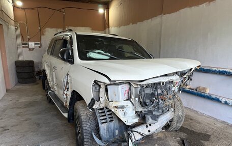 Toyota Land Cruiser 200, 2018 год, 2 650 000 рублей, 11 фотография