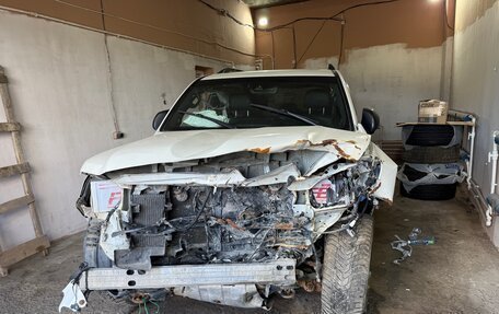 Toyota Land Cruiser 200, 2018 год, 2 650 000 рублей, 10 фотография