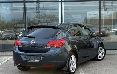Opel Astra J, 2010 год, 565 000 рублей, 3 фотография