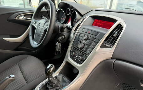 Opel Astra J, 2010 год, 565 000 рублей, 9 фотография