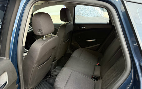 Opel Astra J, 2010 год, 565 000 рублей, 18 фотография