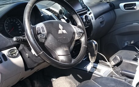 Mitsubishi Pajero Sport II рестайлинг, 2011 год, 1 250 000 рублей, 6 фотография