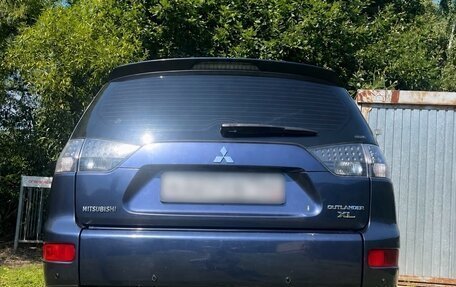 Mitsubishi Outlander III рестайлинг 3, 2008 год, 1 100 000 рублей, 18 фотография