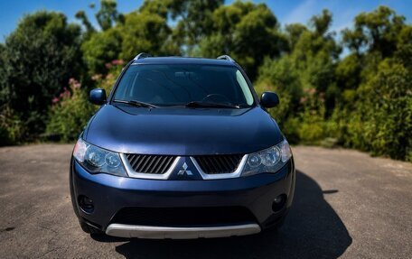 Mitsubishi Outlander III рестайлинг 3, 2008 год, 1 100 000 рублей, 21 фотография