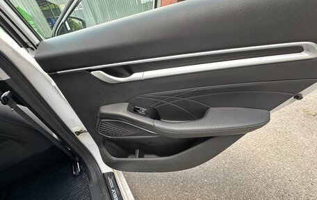 Geely Emgrand, 2024 год, 1 610 000 рублей, 8 фотография