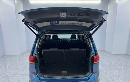 Volkswagen Touran III, 2022 год, 3 040 000 рублей, 20 фотография