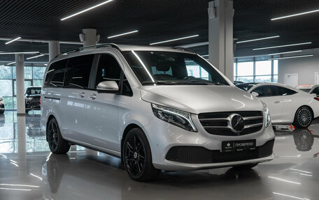 Mercedes-Benz V-Класс, 2020 год, 7 500 000 рублей, 2 фотография