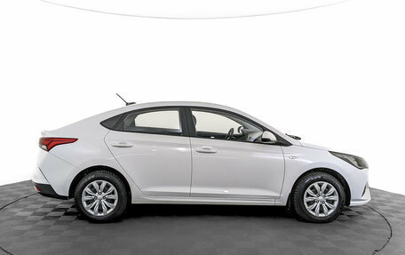 Hyundai Solaris II рестайлинг, 2022 год, 1 690 000 рублей, 4 фотография