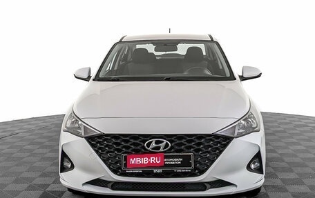 Hyundai Solaris II рестайлинг, 2022 год, 1 690 000 рублей, 2 фотография