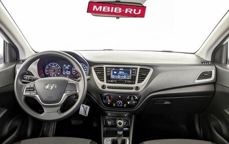 Hyundai Solaris II рестайлинг, 2022 год, 1 690 000 рублей, 14 фотография