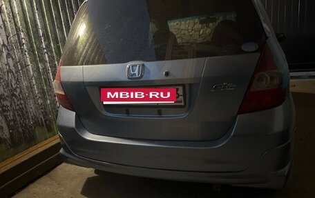 Honda Fit III, 2002 год, 250 000 рублей, 3 фотография