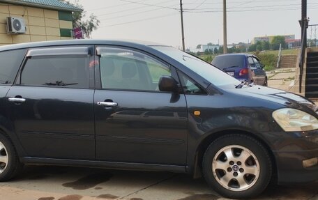 Toyota Ipsum II, 2002 год, 800 000 рублей, 3 фотография