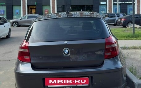 BMW 1 серия, 2008 год, 692 000 рублей, 14 фотография