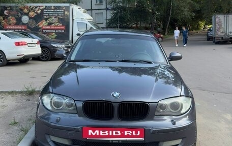 BMW 1 серия, 2008 год, 692 000 рублей, 10 фотография