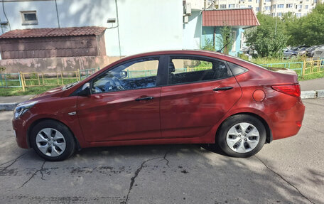 Hyundai Solaris II рестайлинг, 2015 год, 1 050 000 рублей, 9 фотография