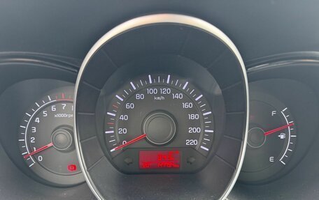 KIA Rio III рестайлинг, 2015 год, 700 000 рублей, 12 фотография