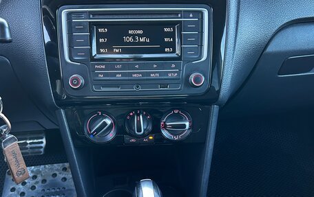 Volkswagen Polo VI (EU Market), 2018 год, 1 125 000 рублей, 20 фотография