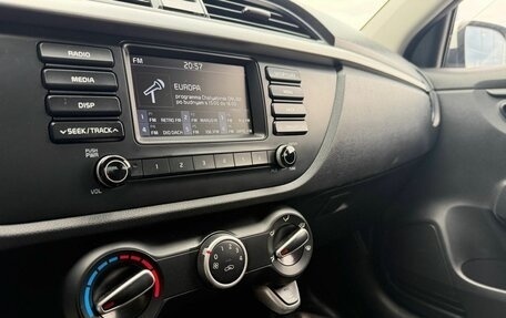 KIA Rio IV, 2018 год, 1 310 000 рублей, 10 фотография