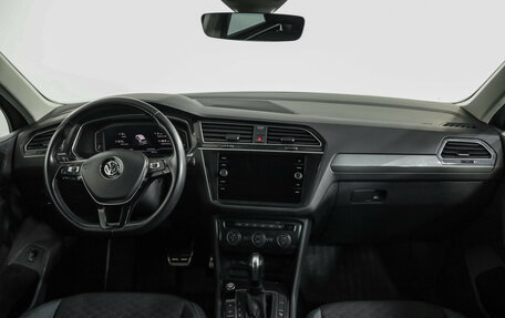 Volkswagen Tiguan II, 2019 год, 2 749 000 рублей, 11 фотография