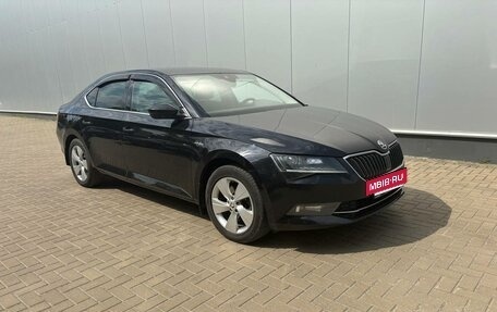 Skoda Superb III рестайлинг, 2016 год, 1 950 000 рублей, 8 фотография