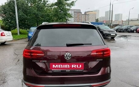 Volkswagen Passat B8 рестайлинг, 2018 год, 2 880 000 рублей, 4 фотография