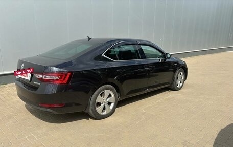 Skoda Superb III рестайлинг, 2016 год, 1 950 000 рублей, 3 фотография