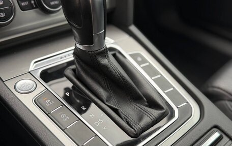 Volkswagen Passat B8 рестайлинг, 2018 год, 2 880 000 рублей, 17 фотография