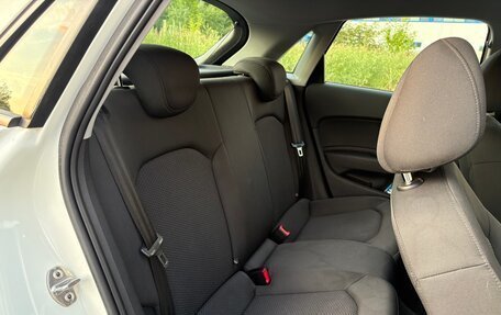 Audi A1, 2013 год, 950 000 рублей, 18 фотография