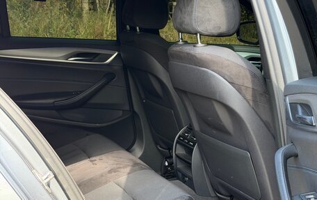 BMW 5 серия, 2017 год, 3 300 000 рублей, 21 фотография