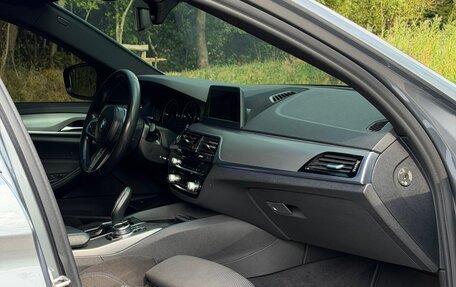 BMW 5 серия, 2017 год, 3 300 000 рублей, 22 фотография