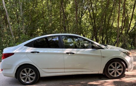 Hyundai Solaris II рестайлинг, 2014 год, 650 000 рублей, 4 фотография
