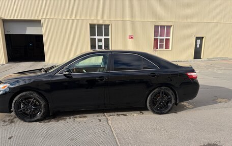 Toyota Camry, 2011 год, 1 350 000 рублей, 5 фотография