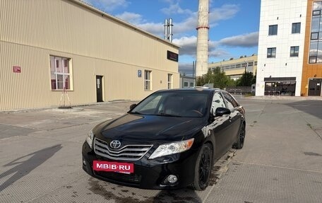 Toyota Camry, 2011 год, 1 350 000 рублей, 6 фотография