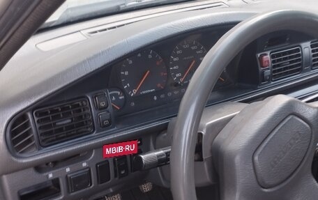 Mazda 626, 1988 год, 200 000 рублей, 9 фотография
