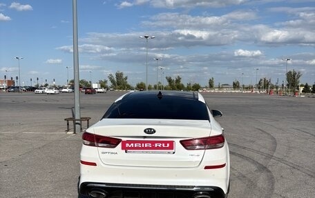 KIA Optima IV, 2018 год, 2 250 000 рублей, 3 фотография