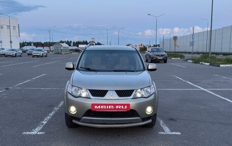 Mitsubishi Outlander III рестайлинг 3, 2008 год, 999 999 рублей, 2 фотография