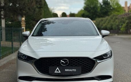 Mazda 3, 2022 год, 1 970 000 рублей, 2 фотография