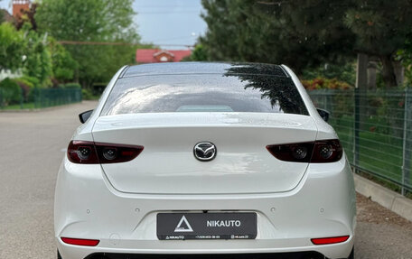 Mazda 3, 2022 год, 1 970 000 рублей, 4 фотография