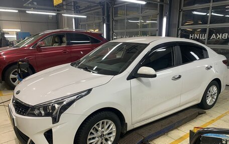 KIA Rio IV, 2021 год, 1 920 000 рублей, 16 фотография