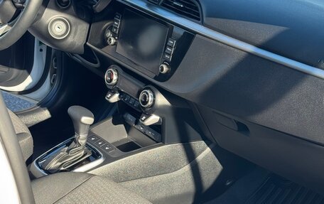 KIA Rio IV, 2021 год, 1 920 000 рублей, 9 фотография
