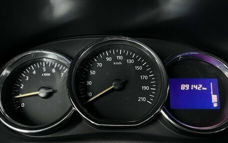 Renault Logan II, 2015 год, 520 000 рублей, 13 фотография