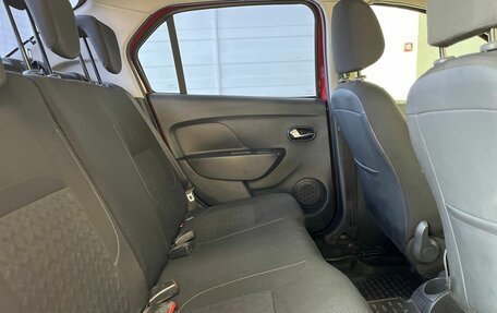 Renault Logan II, 2015 год, 520 000 рублей, 21 фотография