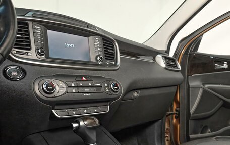 KIA Sorento III Prime рестайлинг, 2017 год, 2 330 000 рублей, 13 фотография