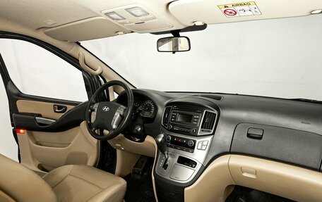 Hyundai H-1 II рестайлинг, 2015 год, 2 745 000 рублей, 10 фотография