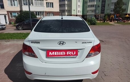 Hyundai Solaris II рестайлинг, 2012 год, 380 000 рублей, 4 фотография