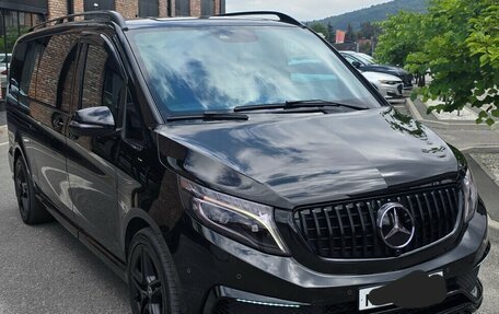 Mercedes-Benz V-Класс, 2015 год, 4 200 000 рублей, 6 фотография