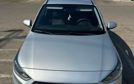 Hyundai Solaris II рестайлинг, 2019 год, 1 450 000 рублей, 3 фотография