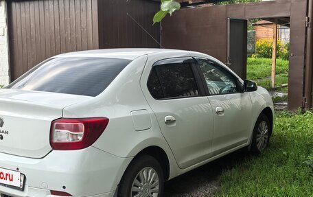 Renault Logan II, 2018 год, 880 000 рублей, 6 фотография
