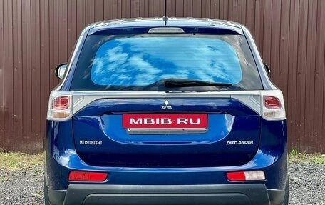 Mitsubishi Outlander III рестайлинг 3, 2014 год, 1 499 777 рублей, 5 фотография